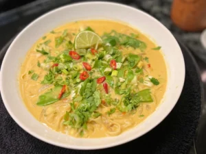 Red-Thai-coconut-curry-noodle-soup